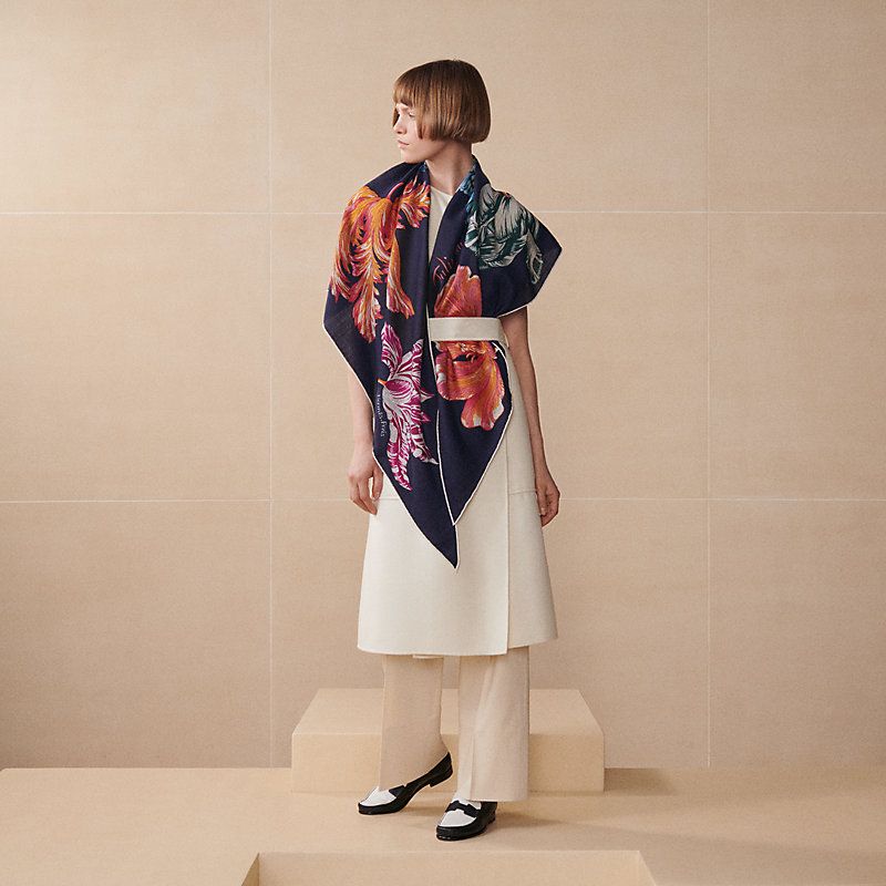 【HERMES】人気カシシル 大三角形☆grande Tulipomanie ストール Tulipomanie giant triangle | Hermès Mainland China